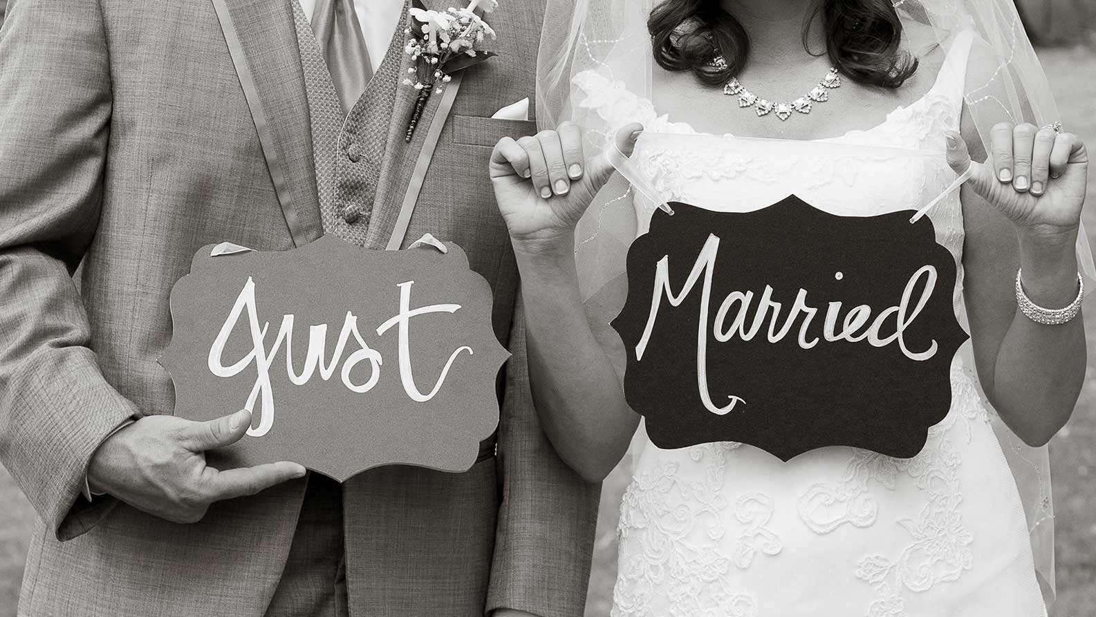 Rural Hill Farm - Just Married Signs