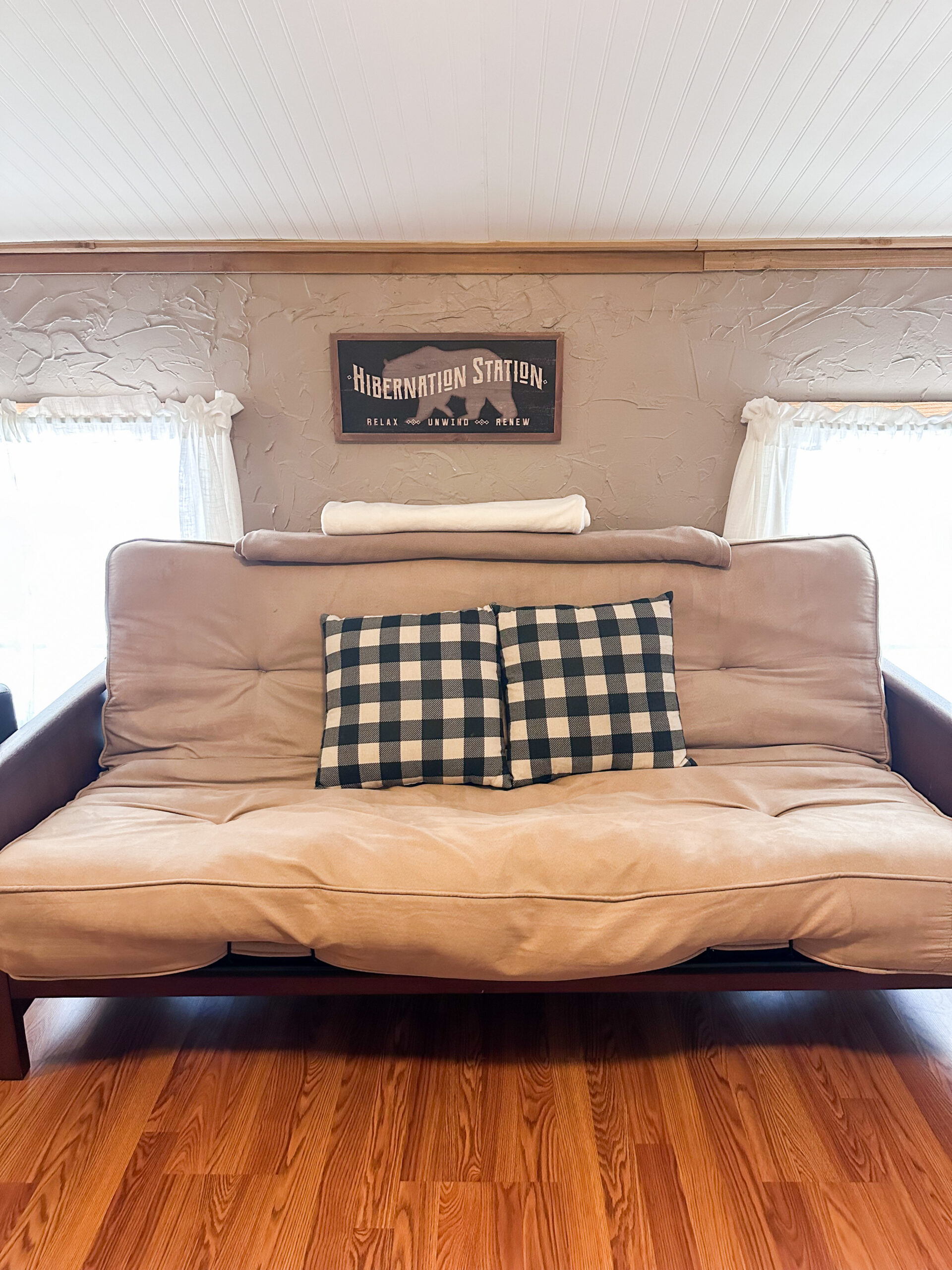 Rural Hill Farm Futon 