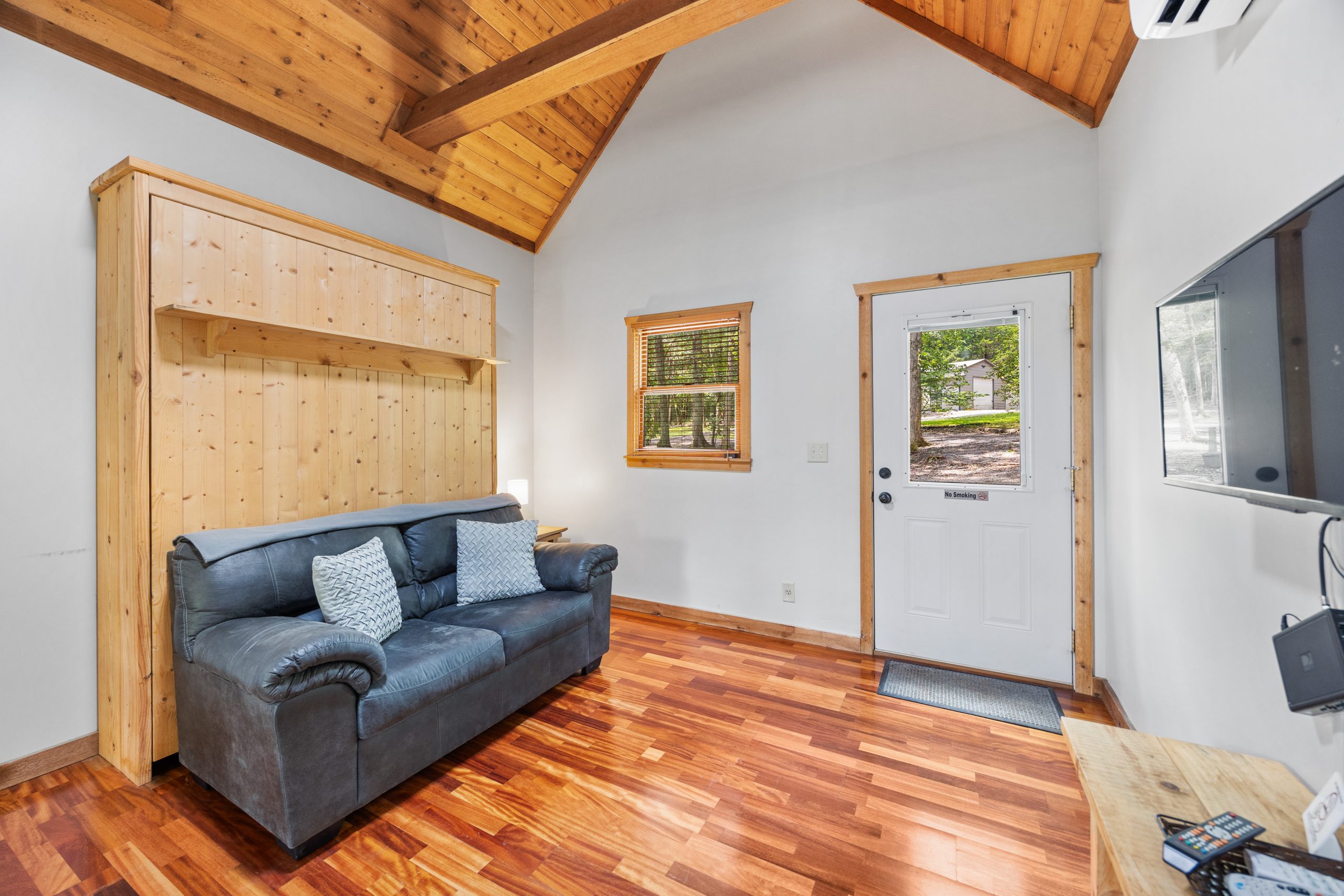 Rural Hill Farm-Cabin Living Room