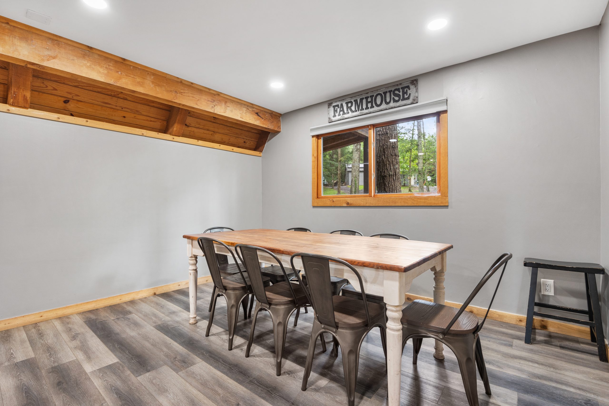 Rural Hill Farms-Table-Chairs-Window