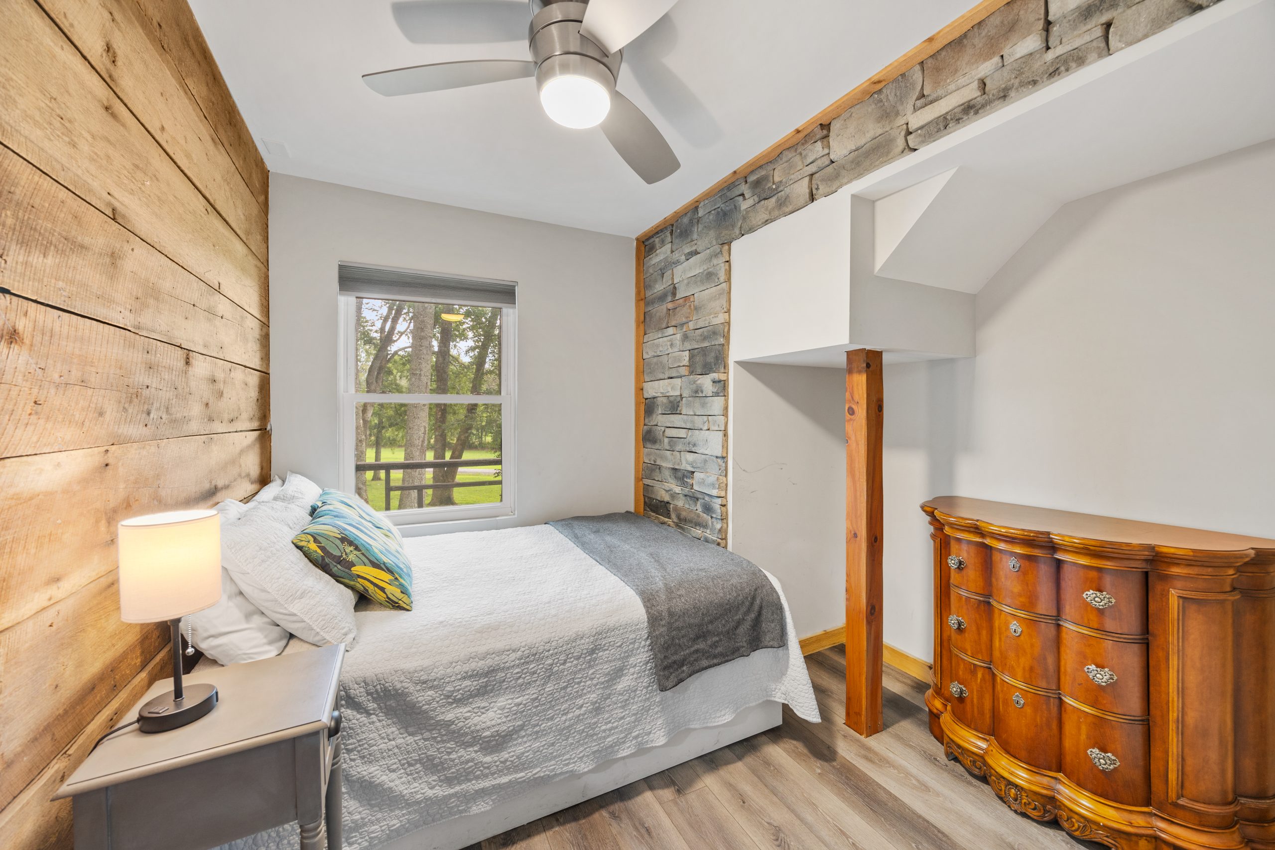 Rural Hill Farm-Main House Bedroom