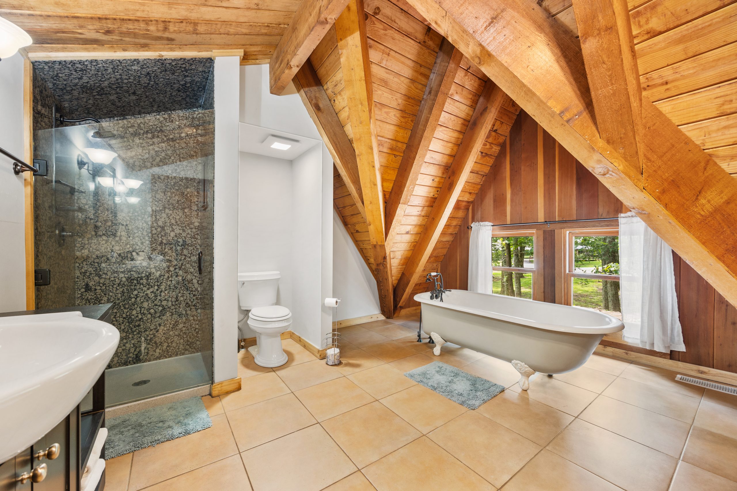 Rural Hill Farm-Clawfoot Tub